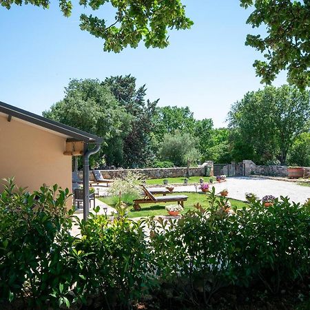فيلا Old Oak Holiday House روفينج المظهر الخارجي الصورة
